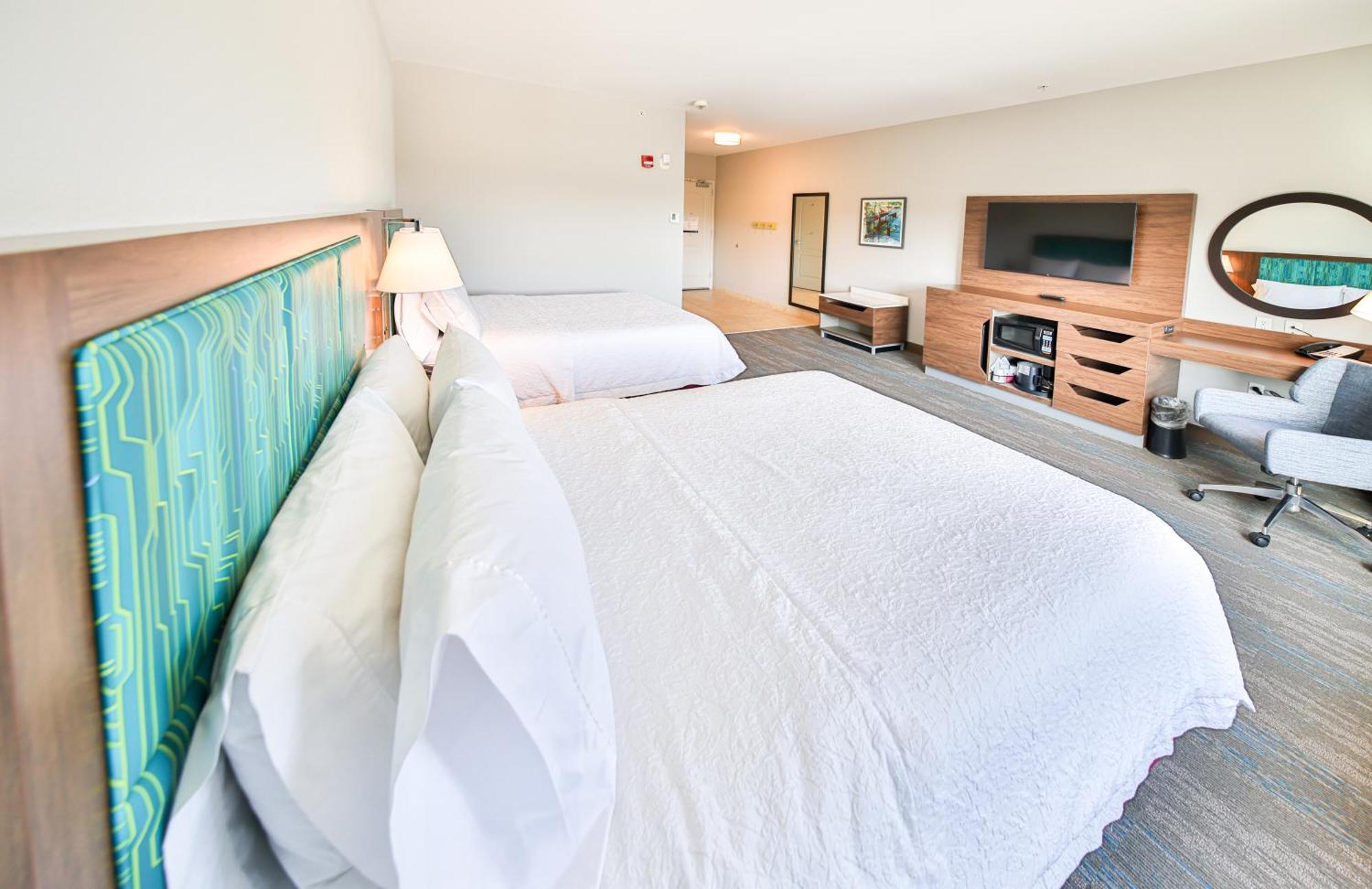 Hampton Inn & Suites By Hilton Seattle/Kent Habitación foto