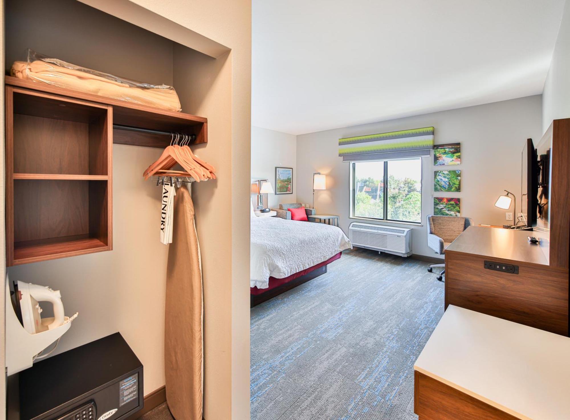 Hampton Inn & Suites By Hilton Seattle/Kent Exterior foto