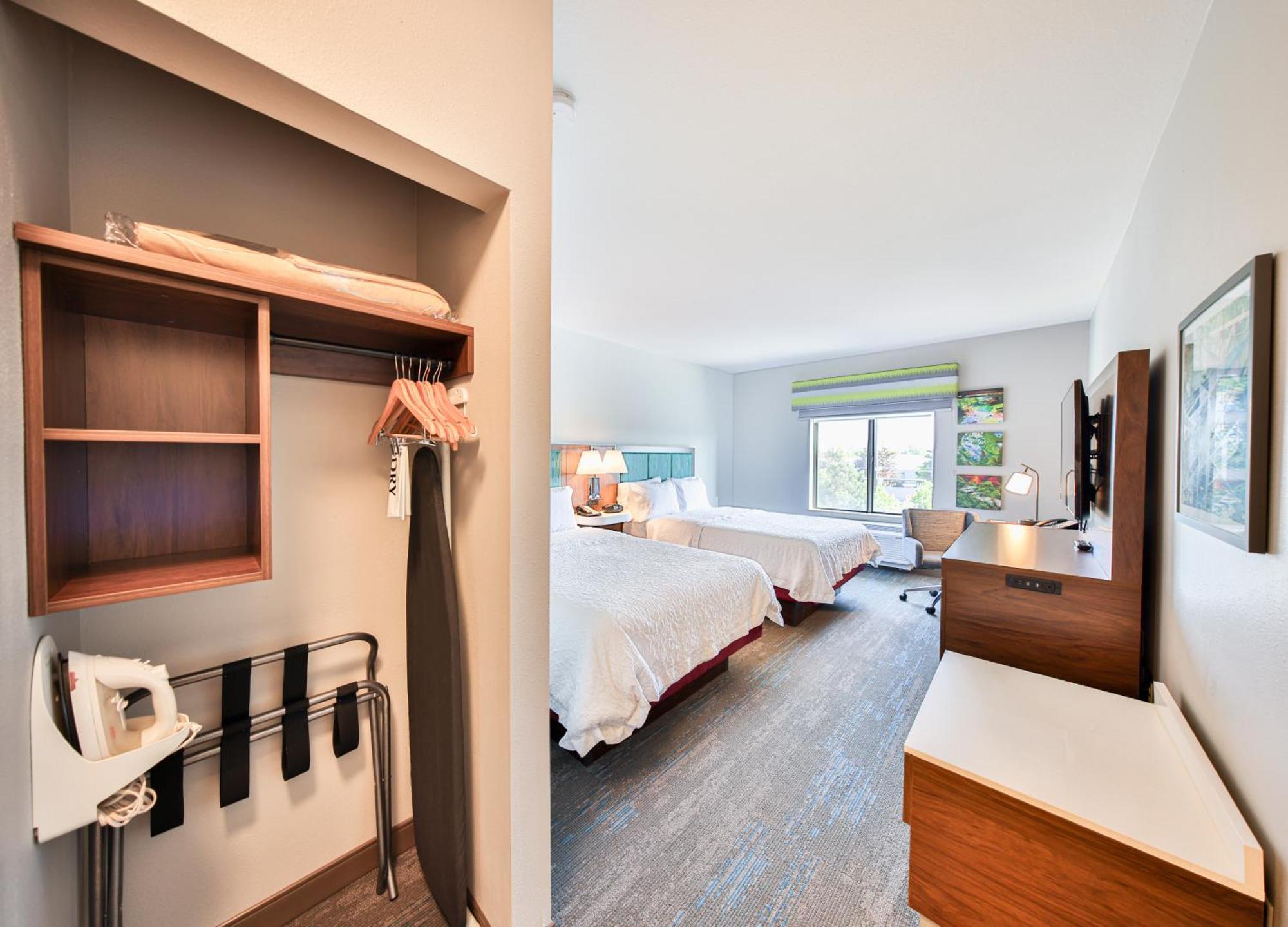 Hampton Inn & Suites By Hilton Seattle/Kent Habitación foto